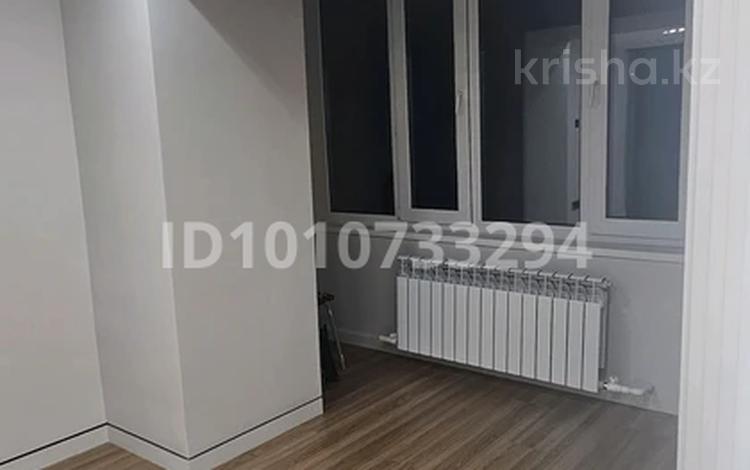 2-комнатная квартира · 44 м² · 2/5 этаж, мкр Михайловка , Касым Аманжолова 31 за 27 млн 〒 в Караганде, Казыбек би р-н — фото 2