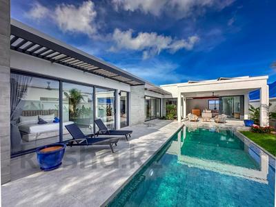 Отдельный дом · 4 комнаты · 313 м² · 4.31 сот., Раваи за ~ 271.8 млн 〒 в Пхукете