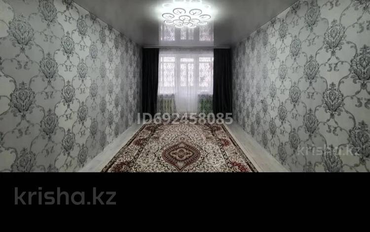 2-комнатная квартира, 43.4 м², 3/5 этаж, абая 60 за ~ 8.3 млн 〒 в Темиртау — фото 2
