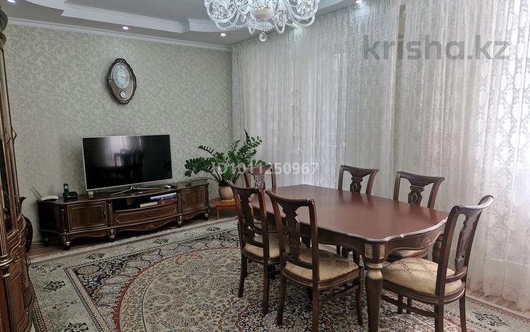 2-бөлмелі пәтер · 70 м² · 2/5 қабат, Курмангазы 5 — Пицца ля рома, бағасы: 270 000 ₸ в Атырау — фото 2