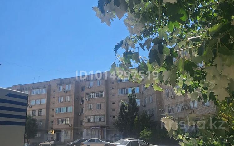 3-комнатная квартира · 77 м² · 1/5 этаж, Амангелды 109 за 120 000 ₸ в  — фото 2