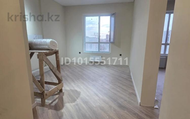 3-комнатная квартира · 46 м², Жумекен Нажимеденов 33 за 21.8 млн ₸ в Астане, Сарайшык р-н — фото 2