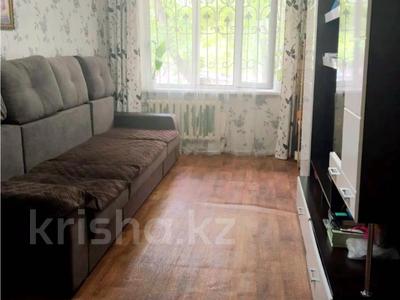 2-комнатная квартира · 45 м² · 1/5 этаж, пр. Мира за 9.2 млн 〒 в Темиртау