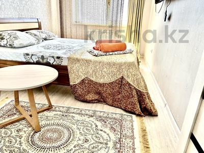 2-комнатная квартира · 61 м² · 2/5 этаж, 14-й мкр 38 — Астана, вид на море, набережка, с бойлером за 15 000 〒 в Актау