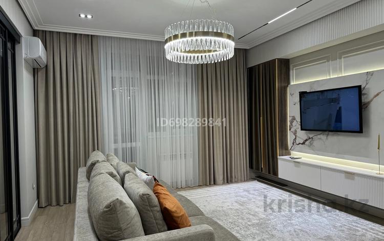 2-комнатная квартира · 69.7 м² · 7/10 этаж, мкр Атырау, Абулхайыр хана — ЦОН Нурсая за 49 млн ₸ — фото 2