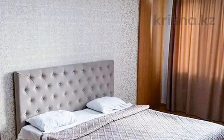 3-комнатная квартира · 100 м² · 1/5 этаж, 14-й мкр 19 за 13 000 ₸ в Актау — фото 2