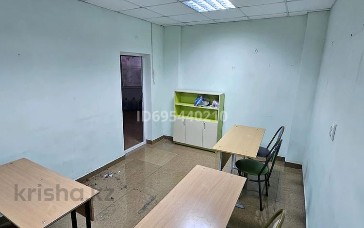 Кеңселер · 20 м², бағасы: 80 000 ₸ в Караганде, Казыбек би р-н — фото 4