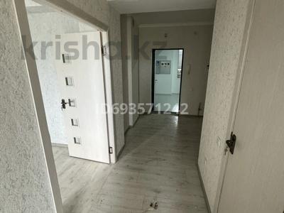 1-комнатная квартира, 45 м², 1 этаж помесячно, Туран 2 12б за 80 000 〒 в Шымкенте, Туран р-н
