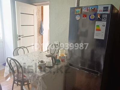 Продажа квартир в Астане: 1-комнатная квартира · 12 м² · 4/5 этаж, Акжол 53/2 — Чугунка. за 6.5 млн 〒 1-комнатная квартира · 12 м² · 4/5 этаж, Акжол 53/2 — Чугунка. за 6.5 млн 〒 в Астане, р-н Байконур