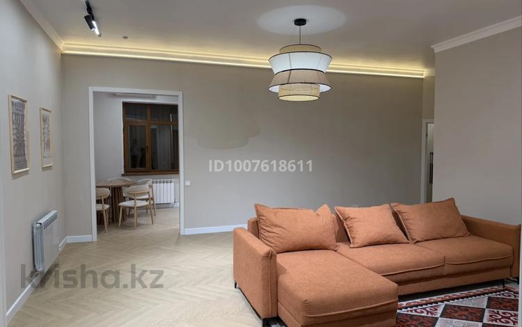 3-бөлмелі пәтер · 114 м² · 2/7 қабат, Аль-Фараби 100, бағасы: 850 000 ₸ в Алматы, Медеуский р-н — фото 2