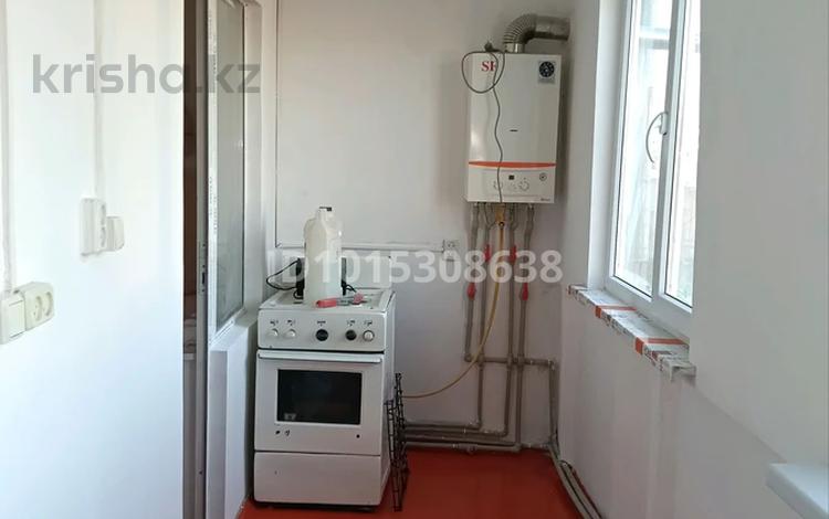 3-бөлмелі пәтер · 67 м² · 5/5 қабат, 1 мкр 10, бағасы: 90 000 ₸ в Ленгере — фото 2