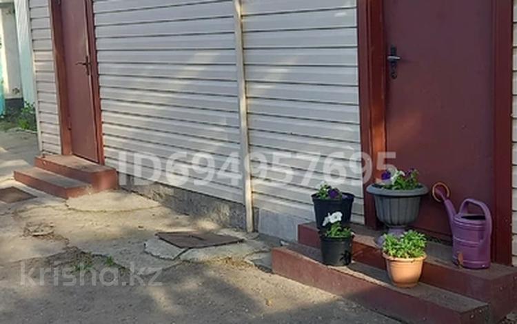 Часть дома · 2 комнаты · 47.5 м² · 3.5 сот., мкр Новый Город, Ул.Г.Потанина 4 — Параллельно ул.Бадина за 12.8 млн 〒 в Караганде, Казыбек би р-н — фото 4