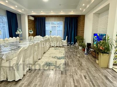 Дом · 6 комнат · 320 м², Нурмагамбетова 22 — ул Жылкыбай за 100 000 〒 в Туздыбастау (Калинино)