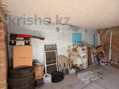 Гараж · 14 м² · Сатпаева 5/1 — 45 школа, бағасы: 5 млн ₸ в Усть-Каменогорске