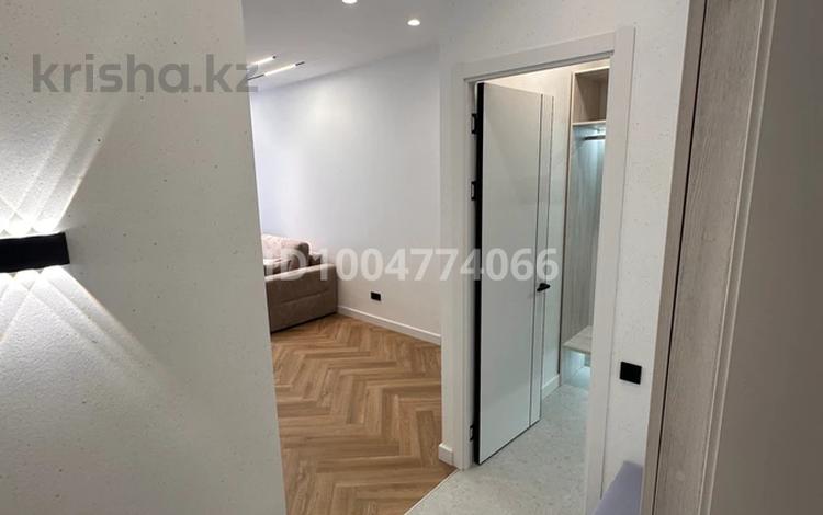 2-бөлмелі пәтер · 60 м² · 10/19 қабат, проспект Абая 160, бағасы: 450 000 ₸ в Алматы, Бостандыкский р-н — фото 2