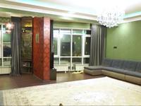 2-комнатная квартира, 109 м², 4/8 этаж помесячно, Арайлы 12 за 470 000 〒 в Алматы