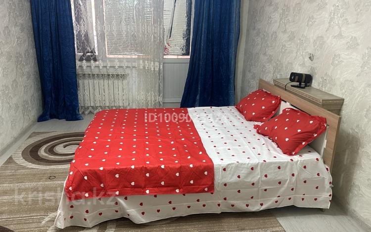 1-бөлмелі пәтер · 43 м² · 1/10 қабат, мкр 12 43a — 12мкр возле фитнес клуба Life Style, бағасы: 13 000 ₸ в Актобе — фото 23