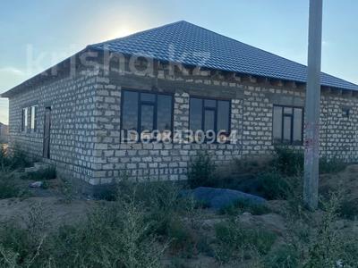 Отдельный дом · 5 комнат · 200 м² · 8 сот., 9 31 — Еркінқала Іңкәржан магазинге қарсы за 15.5 млн ₸ в Атырау