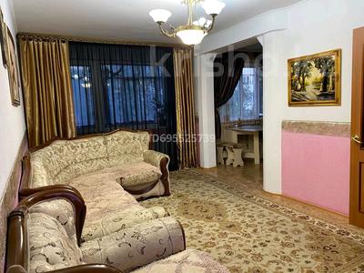 2-комнатная квартира · 49 м² · 3/5 этаж, Абая — Сокол за 180 000 〒 в Петропавловске