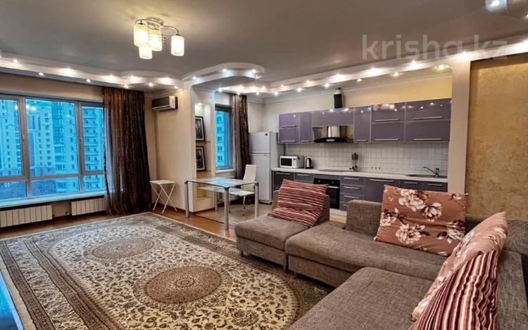 2-комнатная квартира, 85 м², 9/22 этаж помесячно, Достык