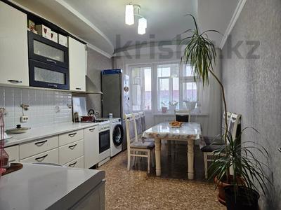 3-комнатная квартира · 92 м² · 5/5 этаж, Айталиева — 31 школа за 26.5 млн 〒 в Уральске