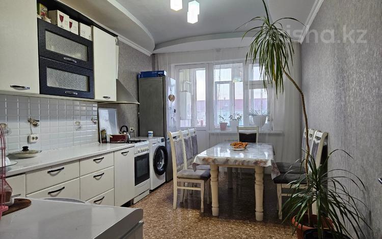 3-комнатная квартира · 92 м² · 5/5 этаж, Айталиева — 31 школа за 26.5 млн 〒 в Уральске — фото 15