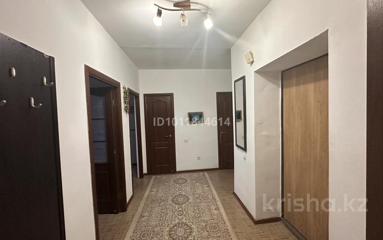 2-бөлмелі пәтер · 54 м² · 8/9 қабат, Мкр. имени Есет батыра 12 — Нур Сити, 2 микрорайон, дом 12, бағасы: 120 000 ₸ в Актобе — фото 2