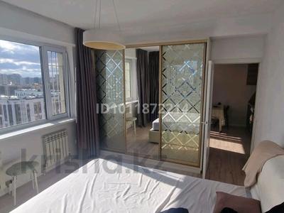 3-комнатная квартира · 56 м² · 15/24 этаж, Кайыма Мухамедханова 15 за 270 000 〒 в Астане, Есильский р-н