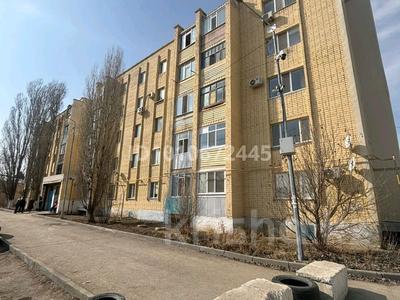 1-комнатная квартира · 35.4 м² · 2/5 этаж, Акимжанова 136 — Акимжанова / Нокина. Магазин шин торг. за ~ 8.3 млн ₸ в Актобе