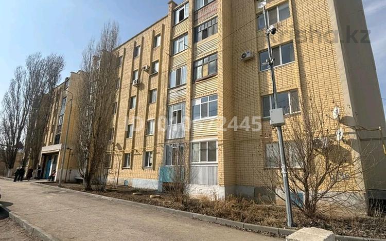1-комнатная квартира · 35.4 м² · 2/5 этаж, Акимжанова 136 — Акимжанова / Нокина. Магазин шин торг. за ~ 8.3 млн ₸ в Актобе — фото 2