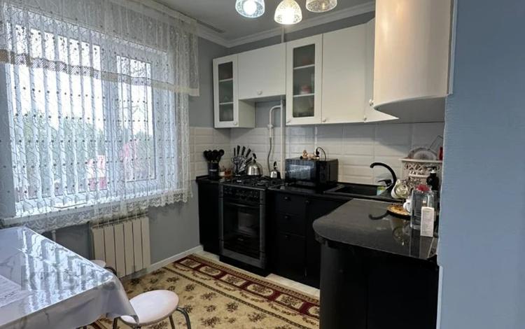 2-комнатная квартира, 50.6 м², 3/9 этаж, мкр 12 за 22.5 млн 〒 в Актобе, мкр 12 — фото 2