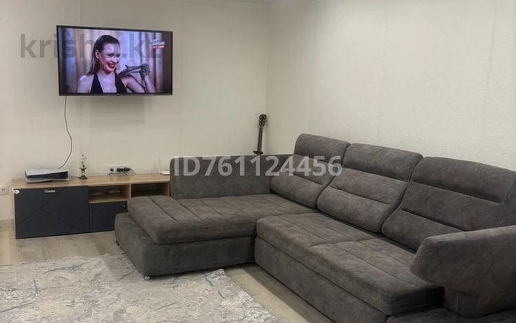 1-комнатная квартира · 42 м² · 16/25 этаж, мкр Городской Аэропорт, Ашимова 22 за 19.8 млн ₸ в Караганде, Казыбек би р-н — фото 2