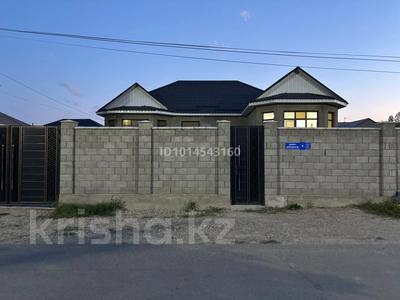 Жеке үй · 6 бөлме · 204 м² · 7 жүзд., Арай-2 ш/а., Шәкен Ниязбеков 9, бағасы: 60 млн ₸ в Таразе, мкр Арай-2