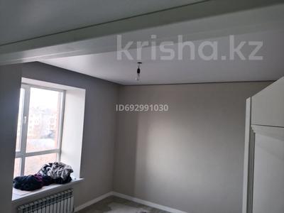 2-бөлмелі пәтер, 57 м², 4/10 қабат ай сайын, Ардагерлер 42, бағасы: 160 000 〒 в Астане, Сарыарка р-н