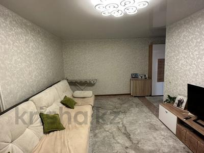 3-комнатная квартира, 70 м², 6/9 этаж, Сатпаева 4 за 29.2 млн 〒 в Усть-Каменогорске
