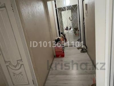 2-бөлмелі пәтер · 55 м², мкр Аксай-2, Ақсай-2 ш/а. 22, бағасы: 300 000 ₸ в Алматы, Ауэзовский р-н