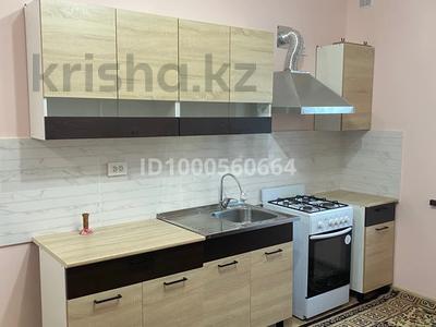 2-комнатная квартира · 45 м² · 2/2 этаж, мкр Самал-1, Мкр Самал-1 Казына 14 — Казына и Калшораев за 120 000 〒 в Шымкенте, Абайский р-н
