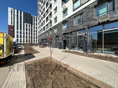 Свободное назначение, офисы, магазины и бутики, салоны красоты, медцентры и аптеки, образование, развлечения, кабинеты и рабочие места, студии · 96 м² за 900 000 〒 в Астане, Нура р-н