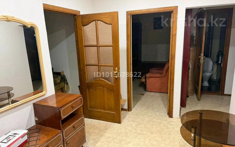 3-бөлмелі пәтер · 69 м² · 1/5 қабат, Шевцова 27, бағасы: 22 млн ₸ в Уральске — фото 11
