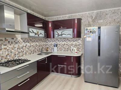 2-комнатная квартира · 81 м² · 5/5 этаж, Валиханова за 35 млн 〒 в Петропавловске