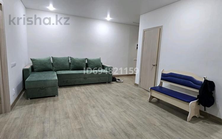 2-комнатная квартира · 70.2 м² · 1/6 этаж, Майкудук, Мамыраева 7/2 за 32 млн ₸ в Караганде, Алихана Бокейханова р-н — фото 4