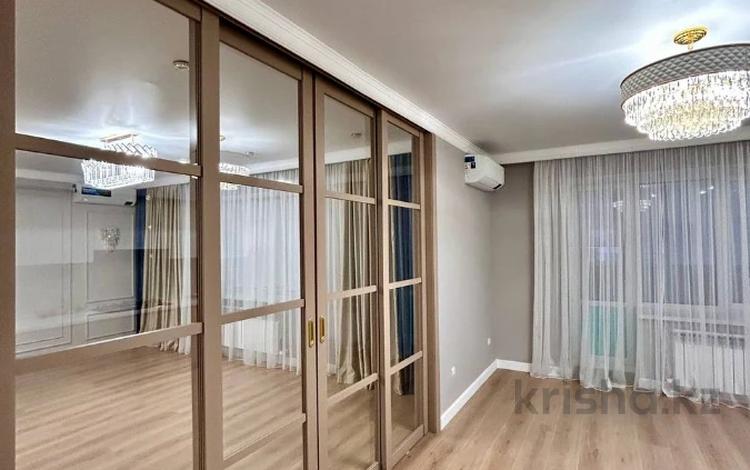 5-комнатная квартира · 190.6 м² · 3/9 этаж, мкр. Алтын орда за 77 млн ₸ в Актобе — фото 2
