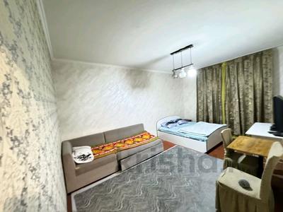 1-бөлмелі пәтер · 30 м² · 2/5 қабат, 16-шағынаудан 40, бағасы: 10 000 ₸ в Шымкенте, Аль-Фарабийский р-н