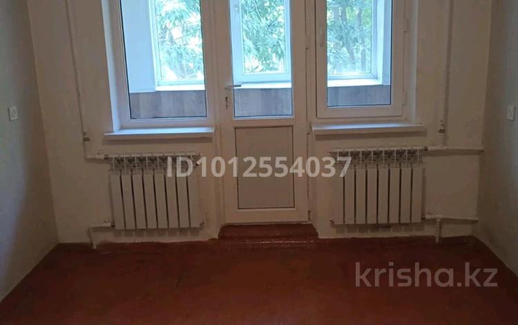 3-бөлмелі пәтер · 60 м² · 2/4 қабат, проспект Республики 44 — район Колос, бағасы: 21 млн ₸ в Шымкенте, Аль-Фарабийский р-н — фото 2