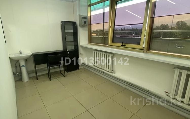 Салоны красоты · 10 м² за 140 000 ₸ в Алматы, Ауэзовский р-н — фото 2