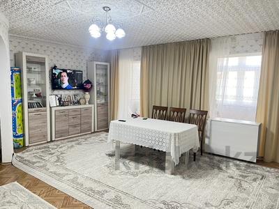 4-комнатная квартира, 90.4 м², 1/5 этаж, Кунаева 37 за 25.5 млн 〒 в Талдыкоргане, мкр Мушелтой