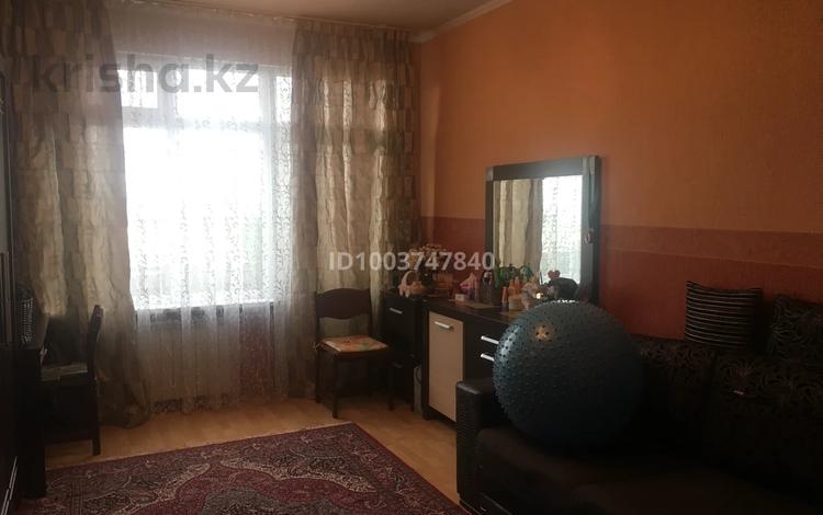 3-комнатная квартира · 70 м² · 5/5 этаж, Аскарова 9 — Проспект Республики за 250 000 ₸ в Шымкенте, Аль-Фарабийский р-н — фото 2