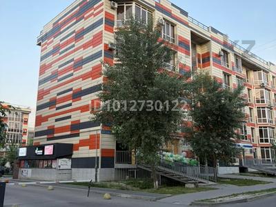 2-бөлмелі пәтер · 65 м² · 5/5 қабат, мкр Думан-2 28, бағасы: 280 000 ₸ в Алматы, Медеуский р-н