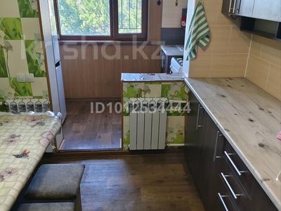 2-комнатная квартира · 50 м² · 5/5 этаж, 12-й микрорайон, 12-й микрорайон 30 — Жибек жолы за 140 000 ₸ в Шымкенте, Енбекшинский р-н