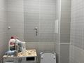 3-комнатная квартира · 85 м² · 5/6 этаж, Сергей Тюленина 4-6 — маг Карусель,Центр семейного здоровья-3 за 27.5 млн ₸ в Уральске — фото 8